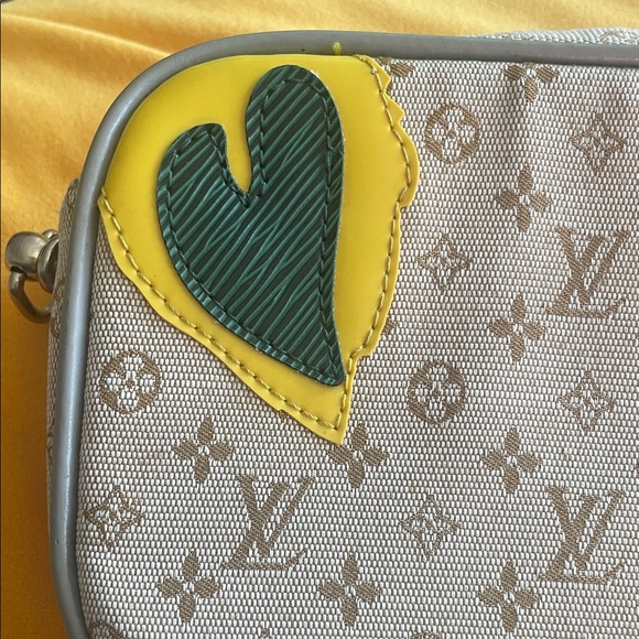 Cute Little Beige Bag with Colorful Patch Accents - Picture 6 of 7